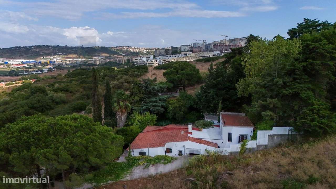 Moradia Isolada com 5000m2 de terreno rodeada de Natureza-53