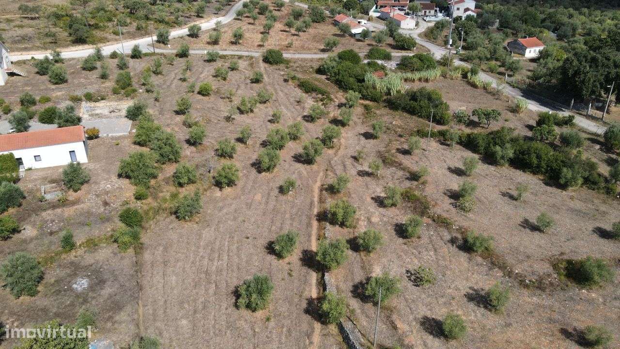 Terreno para construção - Grande imagem: 2/6