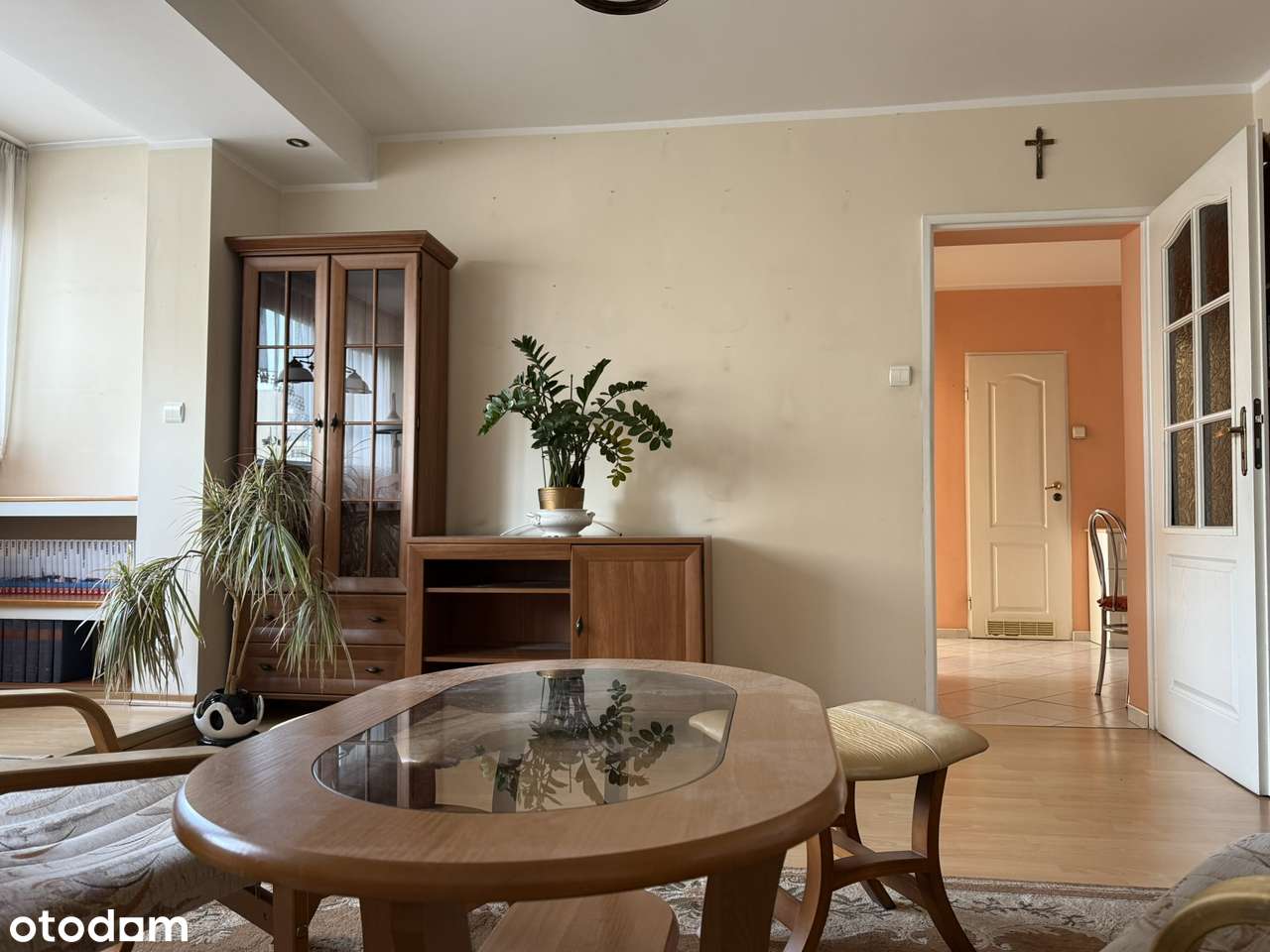 Komfortowe 3 pokoje z dużym salonem i świetnym układem + piwnica-5