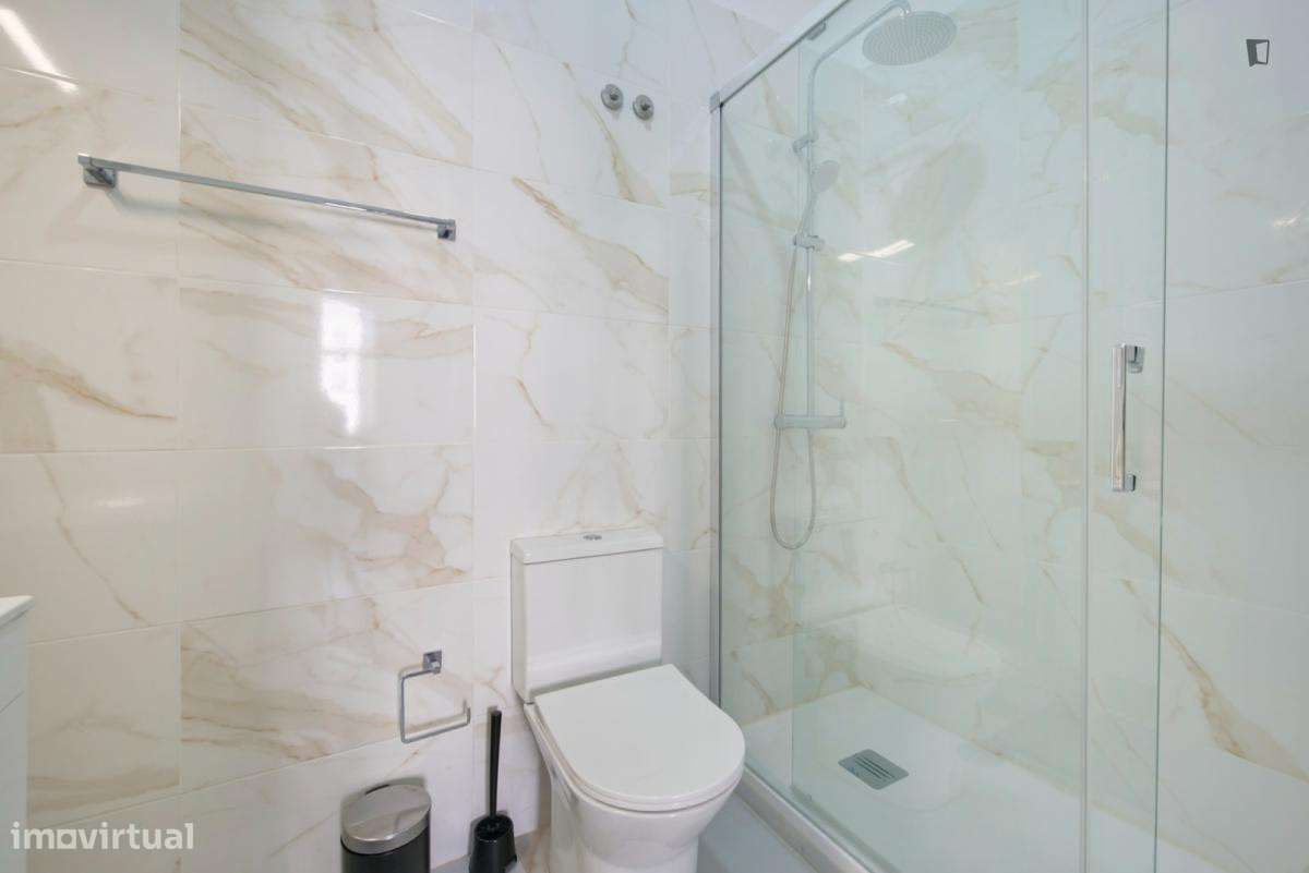 Quarto - localizado em Cais do Sodré Lisbon - Grande imagem: 3/8