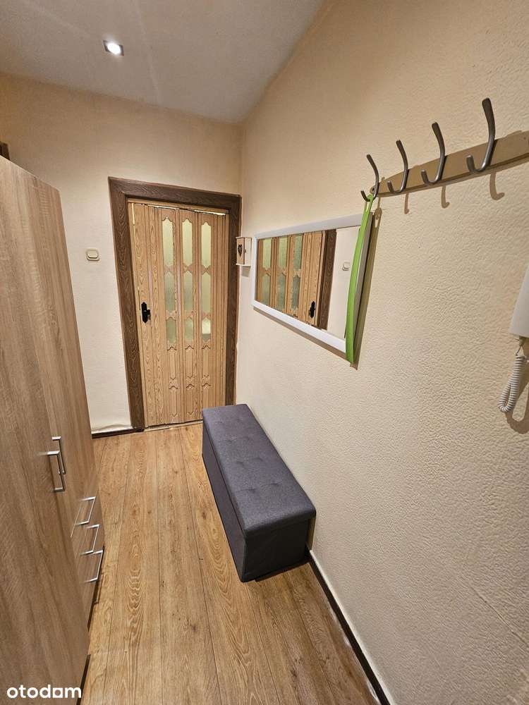 Przestronne mieszkanie 1 piętro co miejskie-16