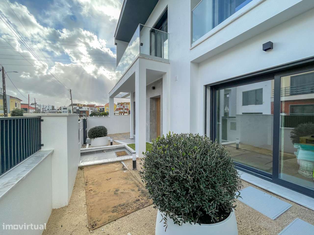 Moradia T4 com Piscina - Santa Iria de Azoia (Bairro da Salvação)-46