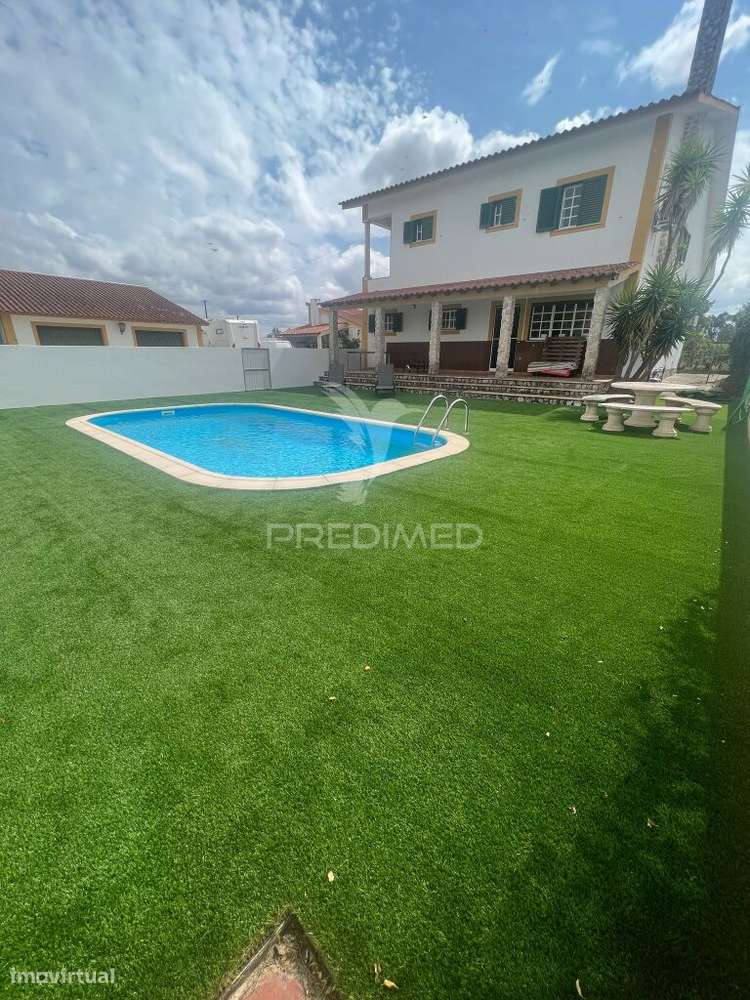 MORADIA T4 COM GARAGEM E AMPLO TERRENO – VALE DE SANTARÉM - Grande imagem: 3/40