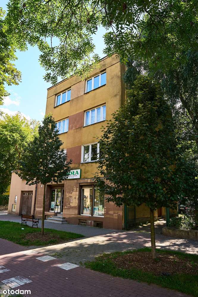 Przestronne 3-pokojowe z garażem w kameralnym budynku w centrum miasta-1