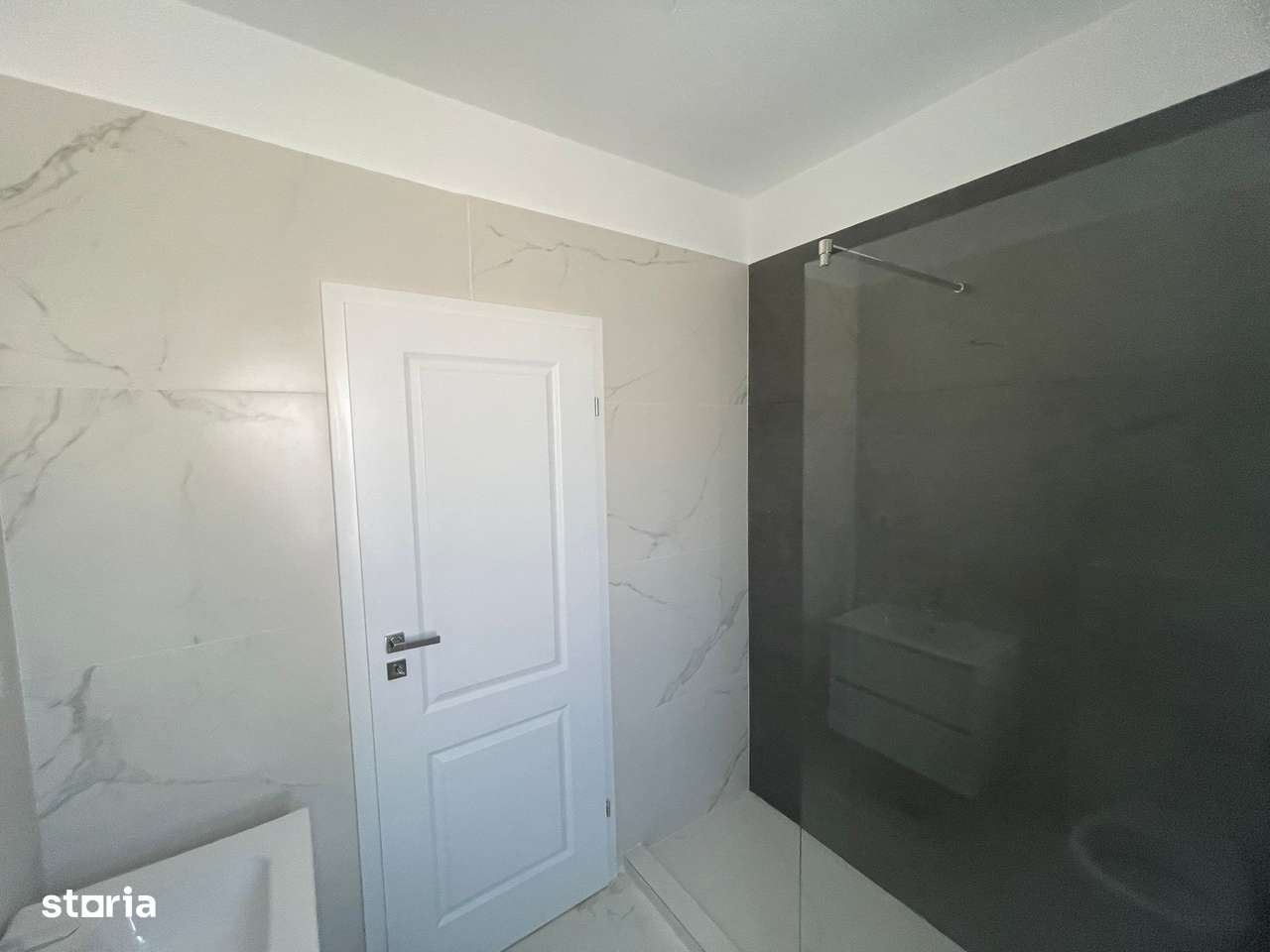 Complex de case tip duplex cu 4 camere. Design mediteranean. - Imagine principală: 5/19