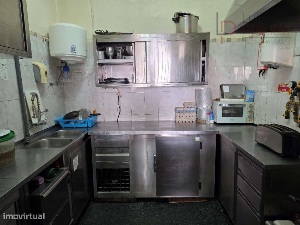 SNACK-BAR/RESTAURANTE NO CENTRO DA CIDADE-10