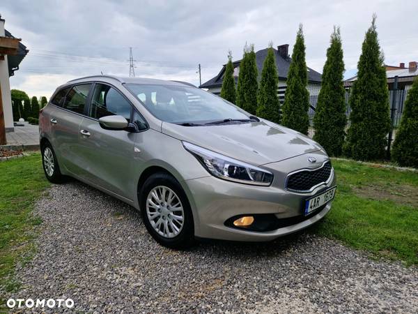 Kia Ceed 1.4 CVVT Attract - 1