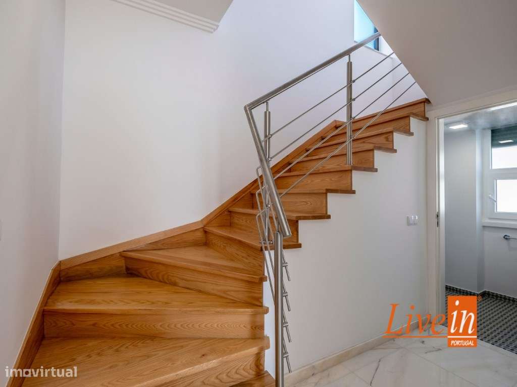 Moradia T4 Isolada em Sintra-15