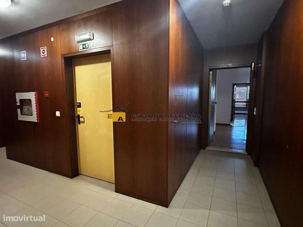 Apartamento T2 no Edifício Do Lago-21