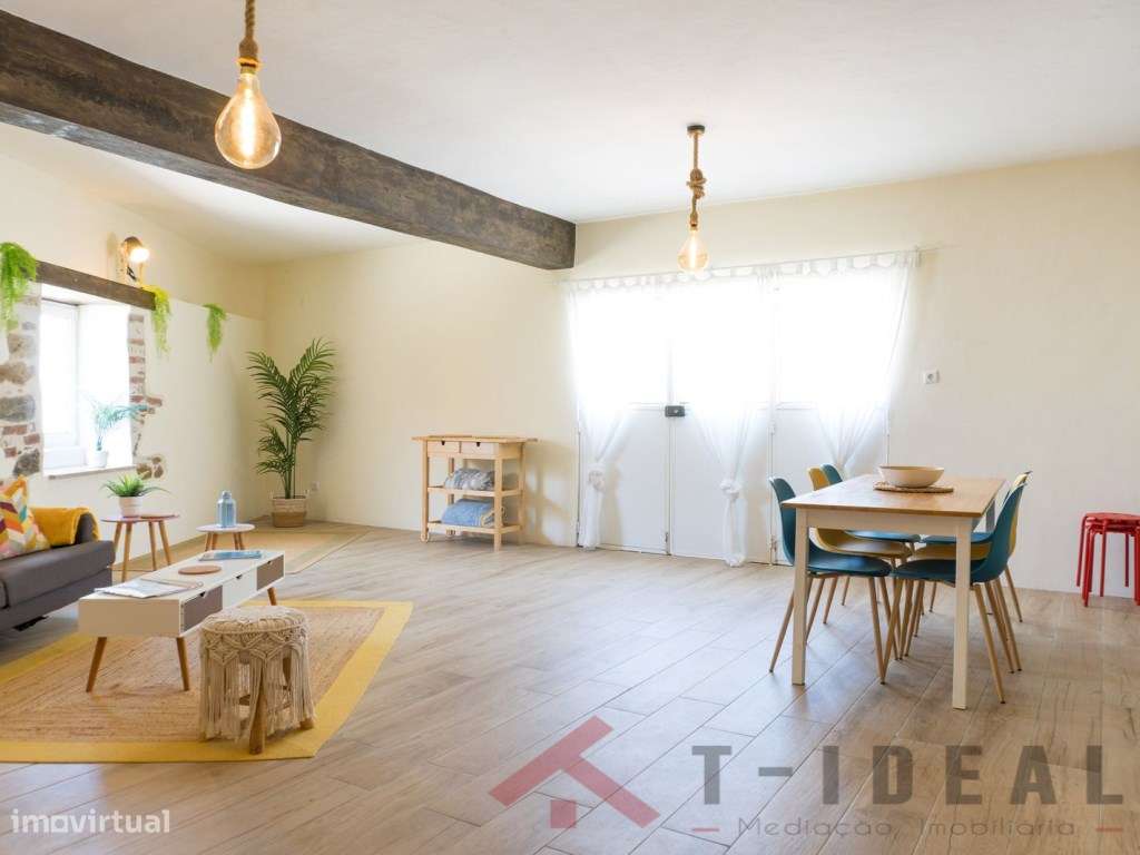 Moradia Renovada Perto Praias-9