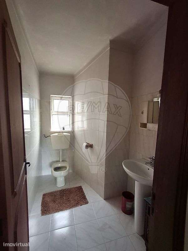 Moradia T4 para venda-6