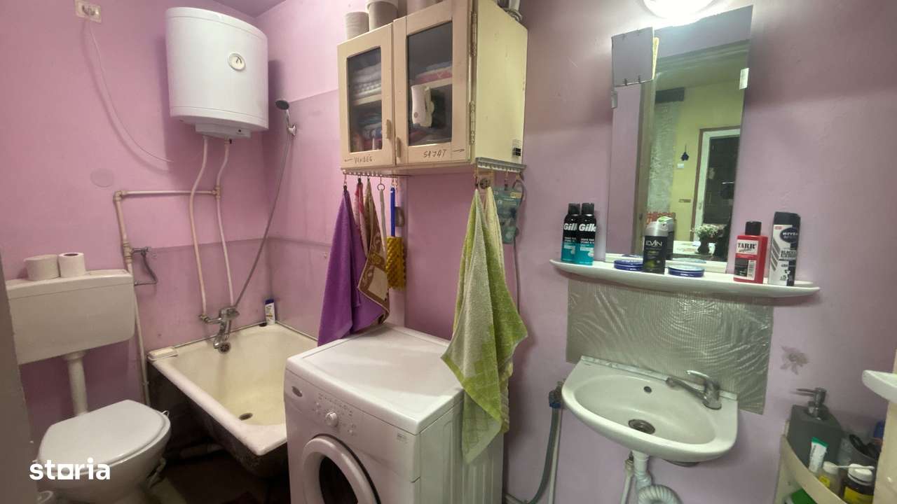 Casă 3 camere 100 M² cu 2360 M² teren-9