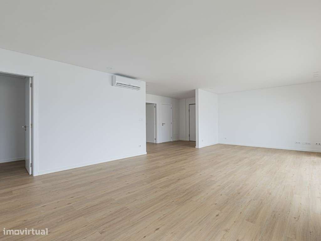 Apartamento T3 | Construção Nova | 3 Suítes | Próximo da Ericeira-11