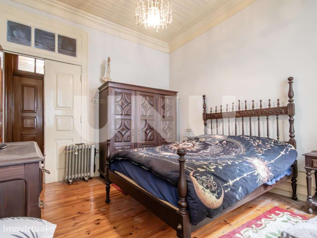 Prédio com Dois Edifícios Independentes no Tortosendo - Elevado Pot...-12