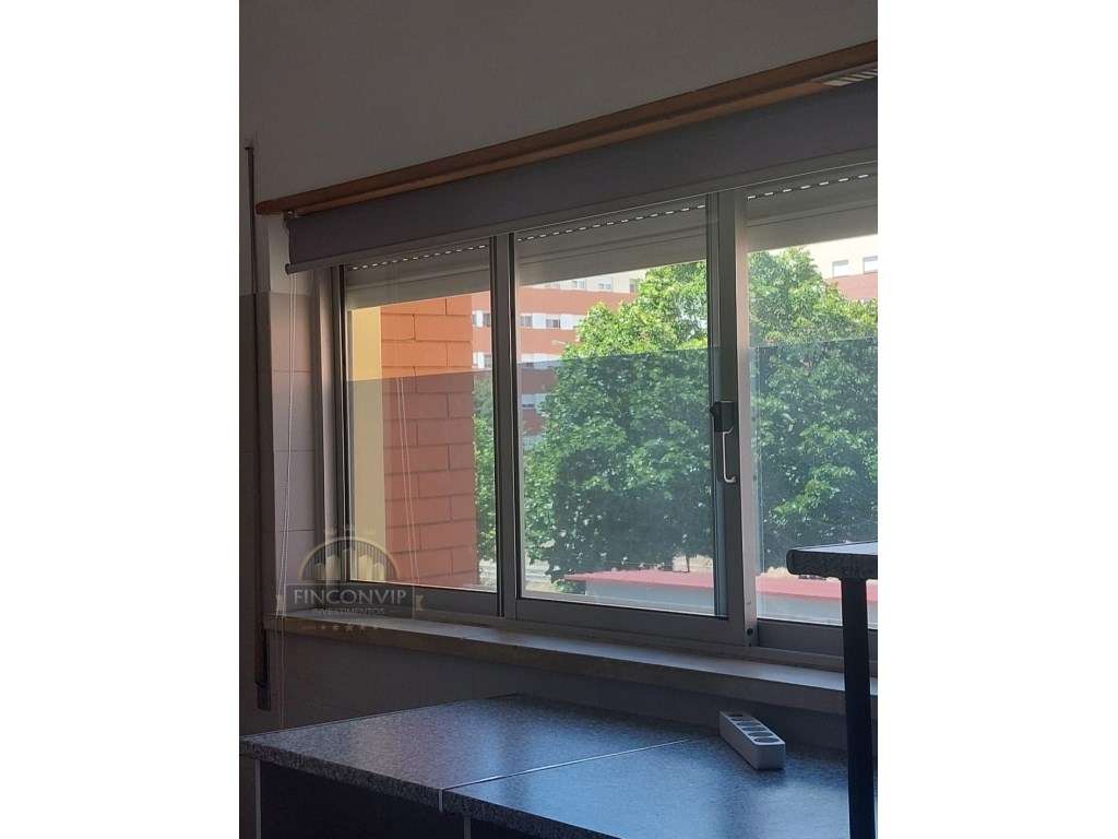 Apartamento T3, em Monte de Caparica ,Almada, na Praça Mario Dionisio-8