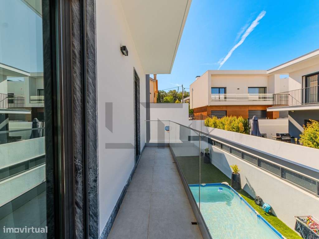 Fantástica Moradia T4 Moderna com Vista Mar, Jardim e Estacionament...-42