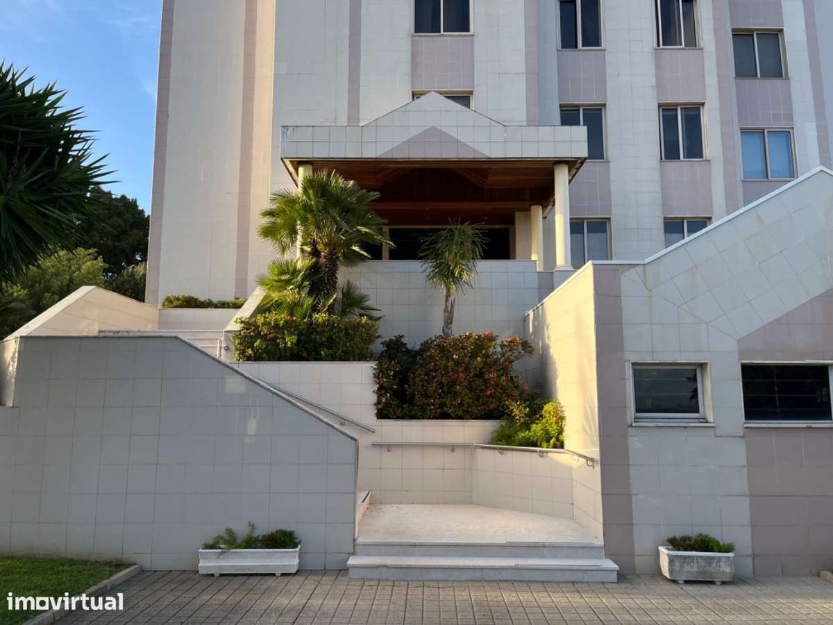 Alugo Apartamento T4 200m2 - Grande imagem: 4/40