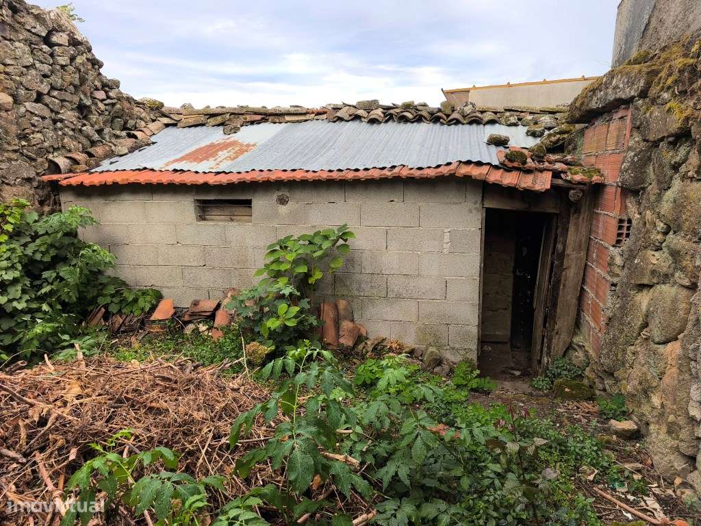 Moradia com vistas para a Serra da Estrela. Fantástica oportunidade!-22