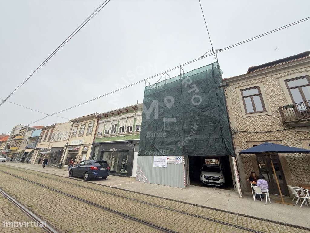 Apartamento T0 com Varanda na Rua Brito Capelo em Matosinhos - Grande imagem: 2/15