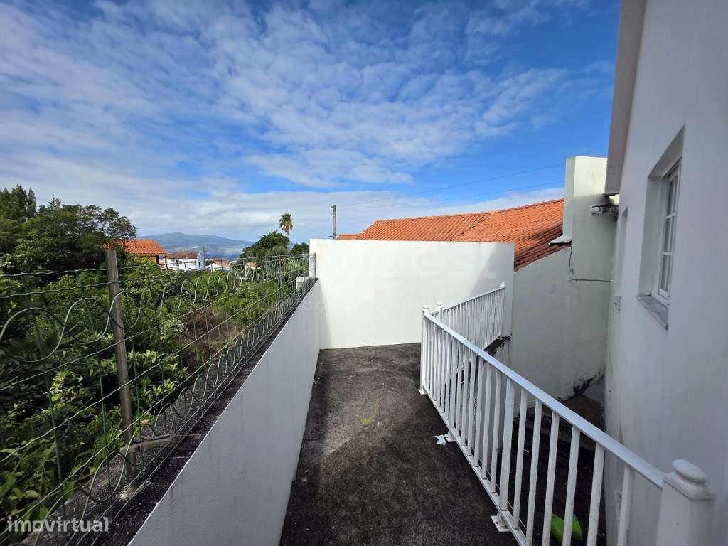 Apartamento T2 no 1.º Piso - Madalena, Ilha do Pico - Grande imagem: 4/17