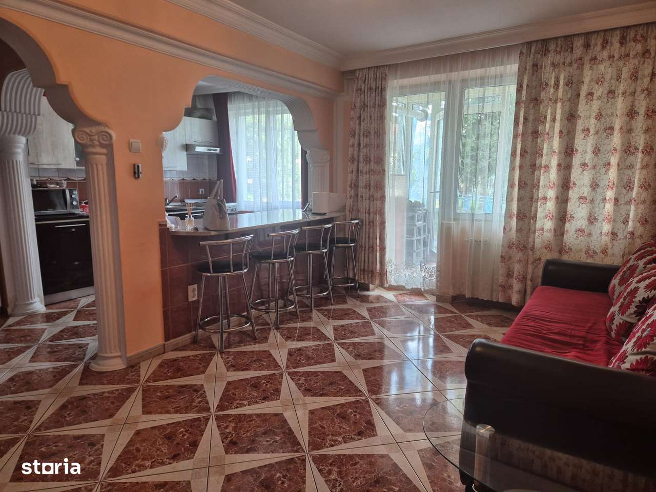 Apartament cu 3 camere-9