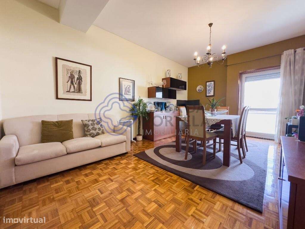 Apartamento T4 Excelente Exposição Solar em Campanhã em frente ao M-OD - Grande imagem: 2/28