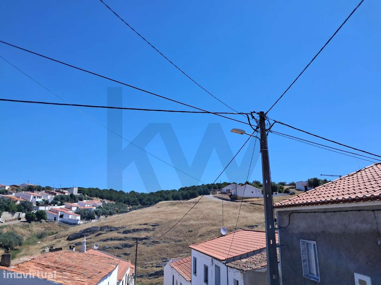 Oportunidade de Investimento | Moradia T2 para Reabilitação em Santo A-42