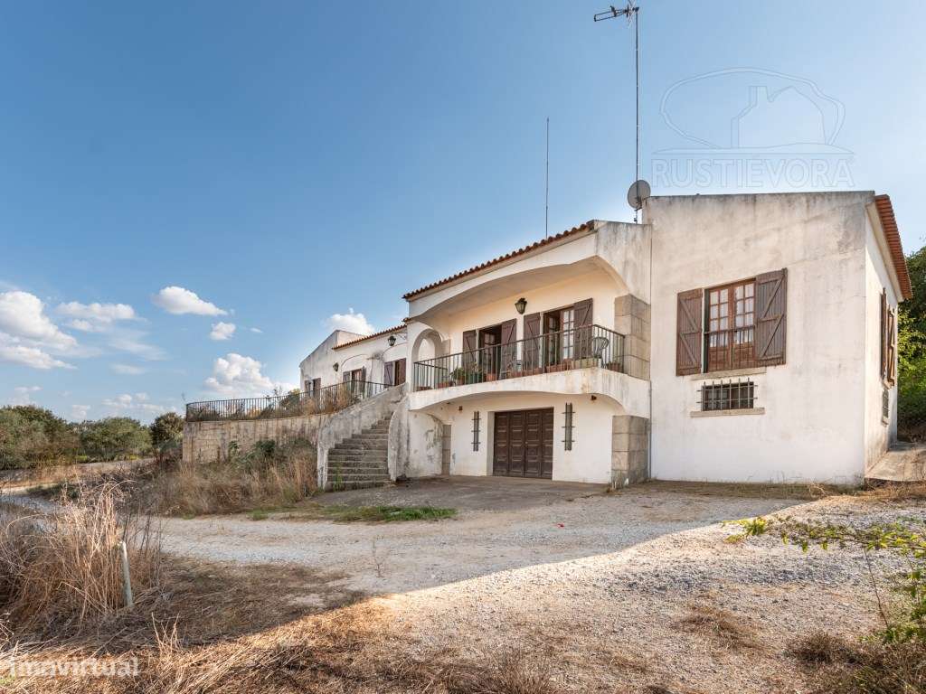 Quinta Rústica em Évora-49
