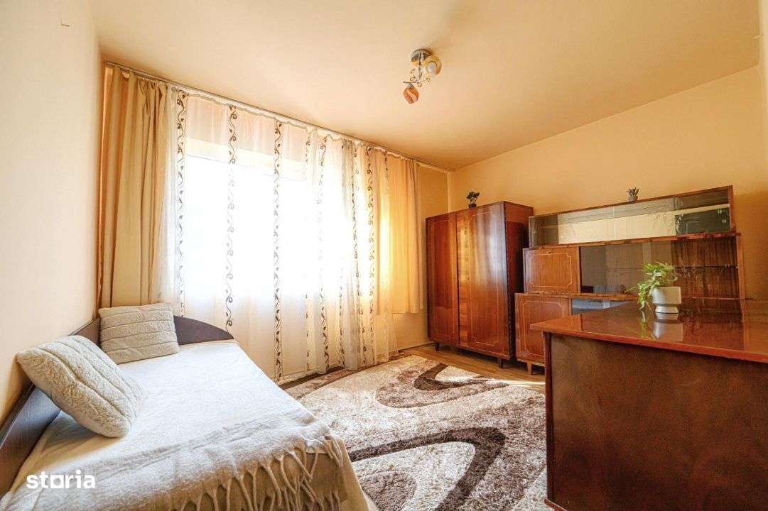 Apartament 2 camere, ETAJ 3, balcon, baie cu geam, 0% comision - Imagine principală: 4/5