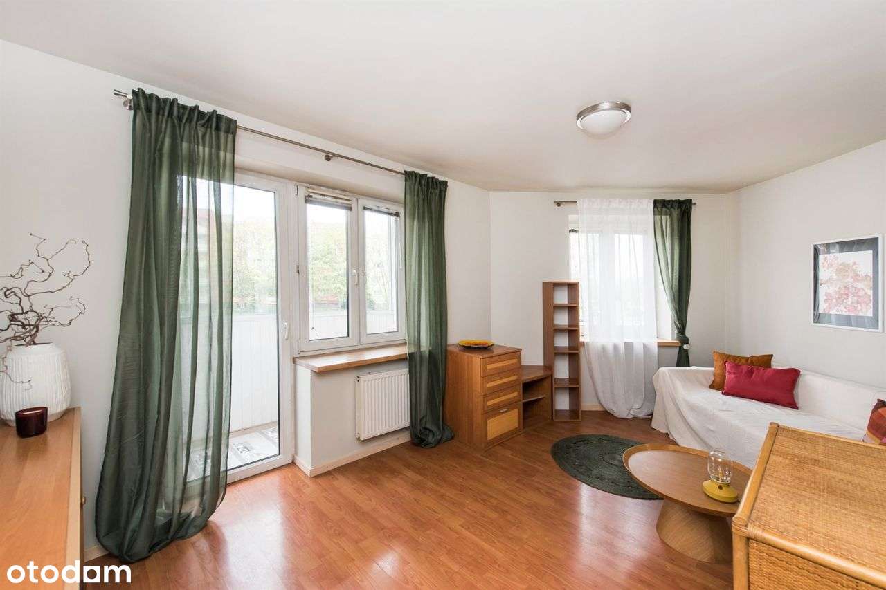 Czyściutkie, zadbane , loggia, nowe budownictwo