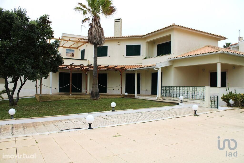 Casa T6 em Setúbal de 433,00 m2