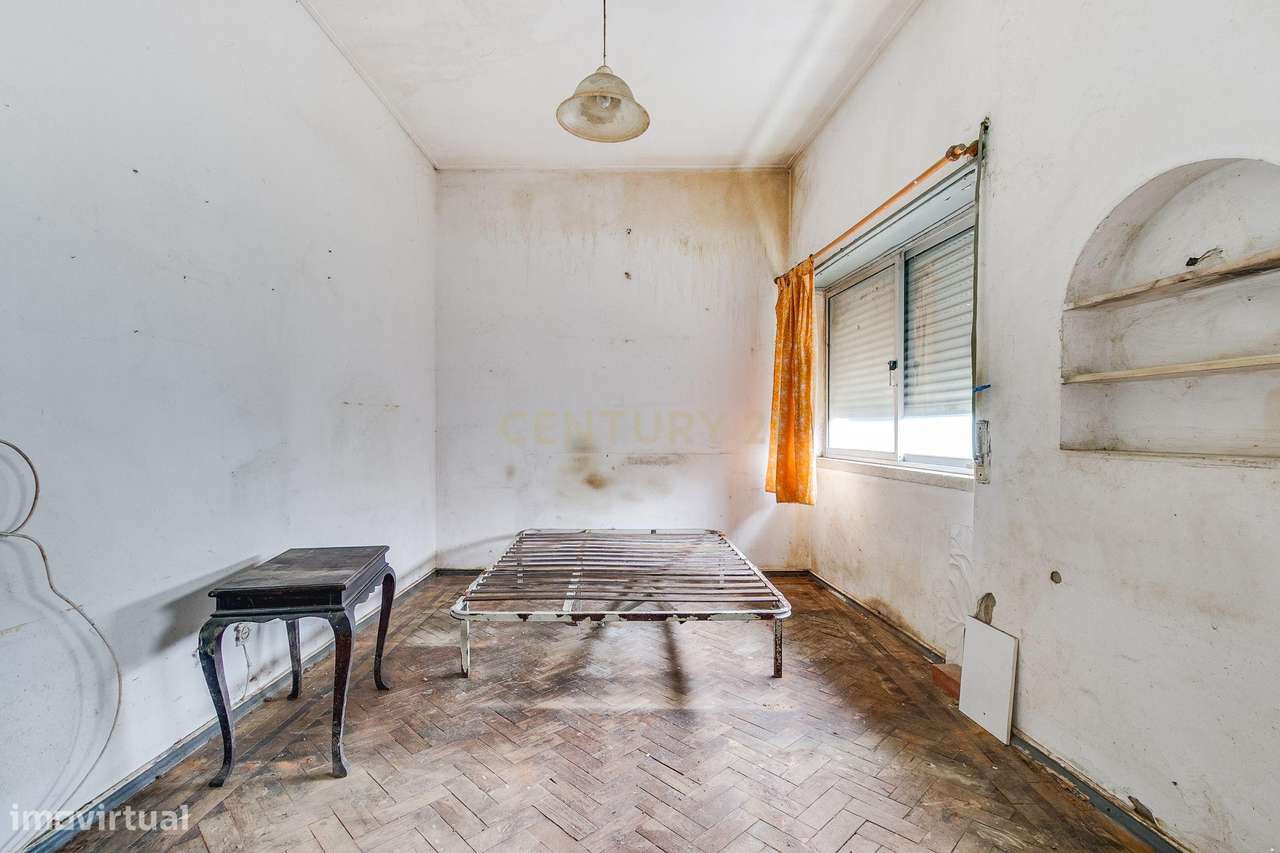 Moradia T5 em Rio de Mouro-7