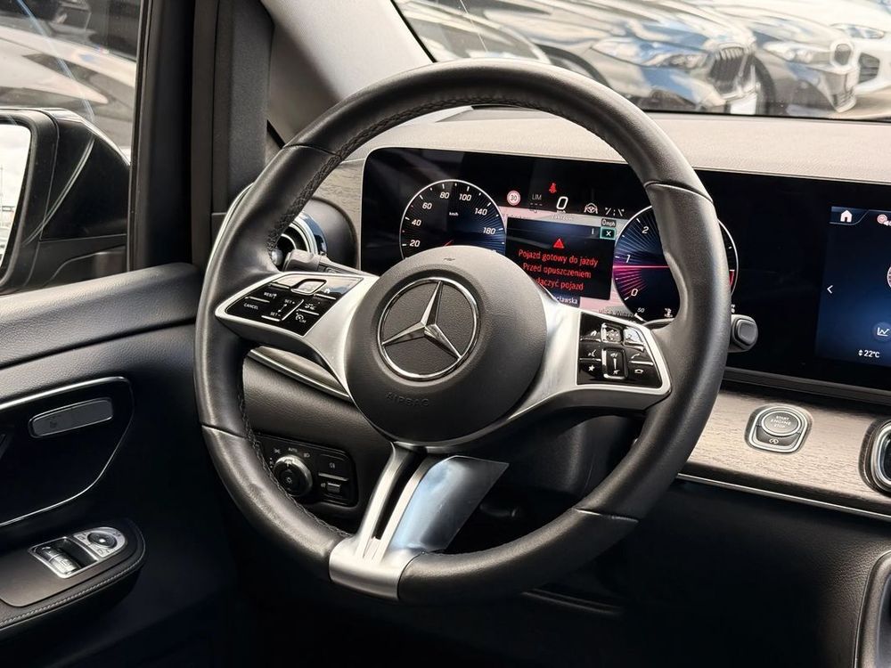 Mercedes Benz Klasa-V 300 D Extralang 4Matic 9G Tronic Avantgarde 2024 — zdjęcie 2