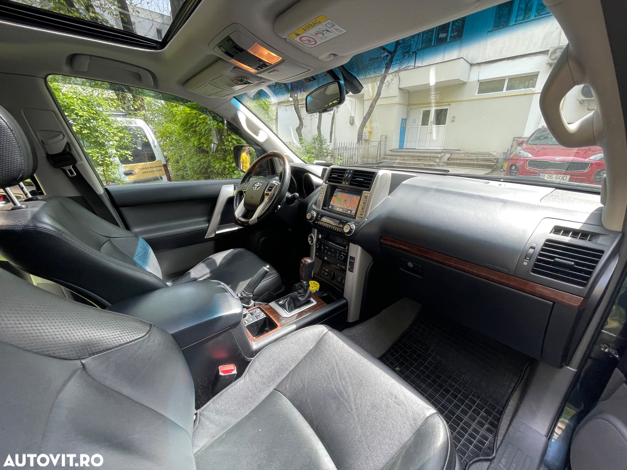 Toyota Land Cruiser 3.0l Turbo D-4D Aut. AVS 7 Locuri Luxury - 11