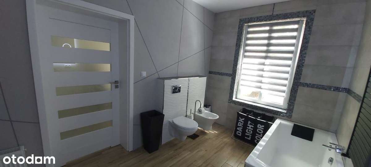 Sprzedam przestronne mieszkanie 102 m² w centrum Bolesławca - Pełny obrazek: 4/12