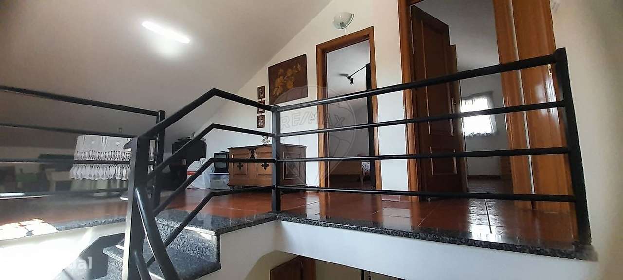 Moradia T5 para venda-34