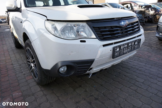 MASKA ZDERZAK BŁOTNIKI LAMPY FORESTER III SH 37J  SUBARU 2008-2013 BIAŁY PRZÓD KOMPLETNY - 10