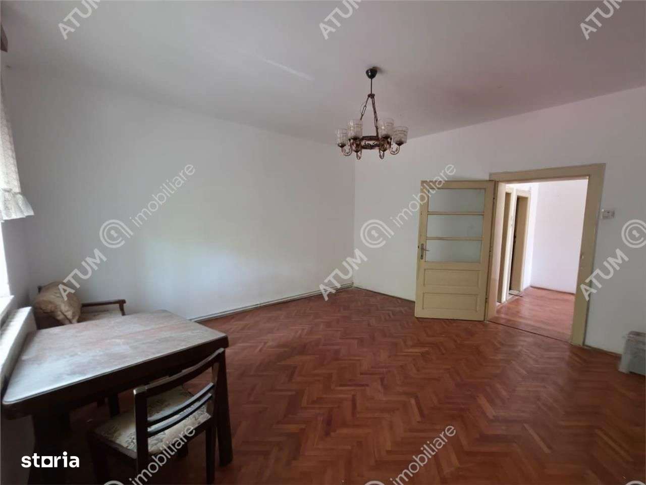 Casa cu 3 camere spatioase cu gradina in zona Calea Poplacii Sibiu - Imagine principală: 5/20