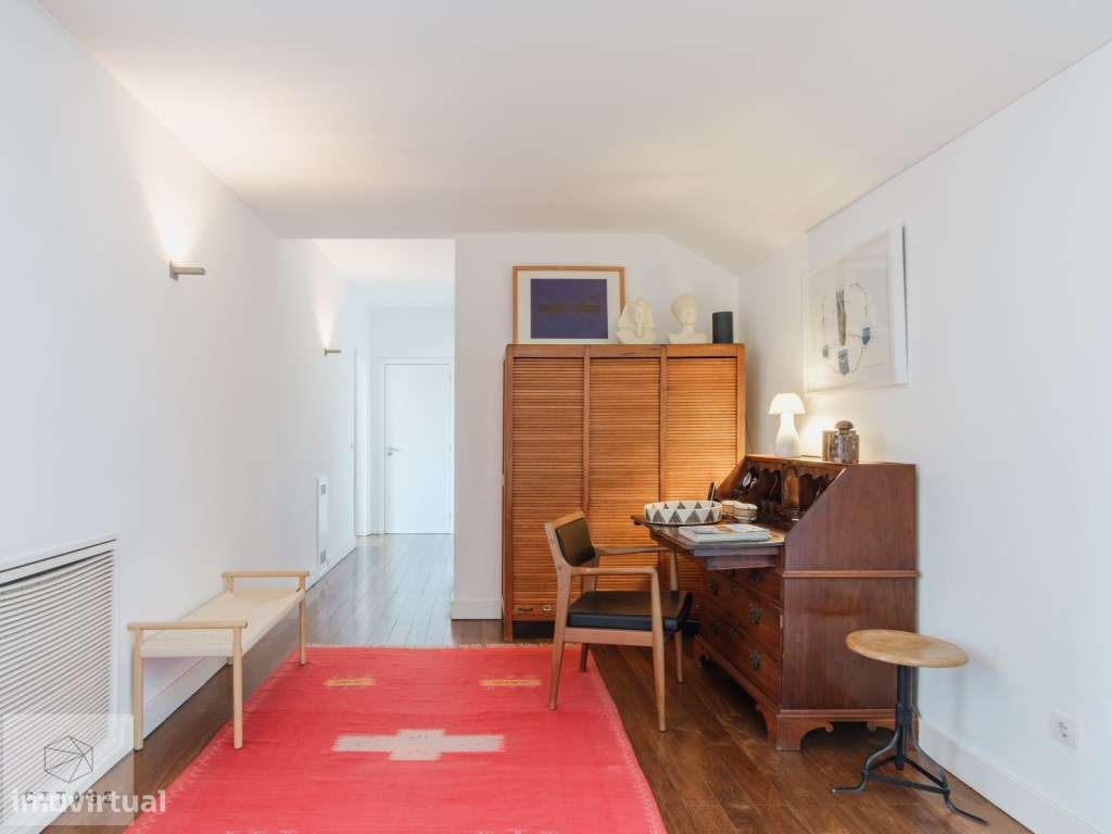 Moradia com vista mar no centro do Estoril-19