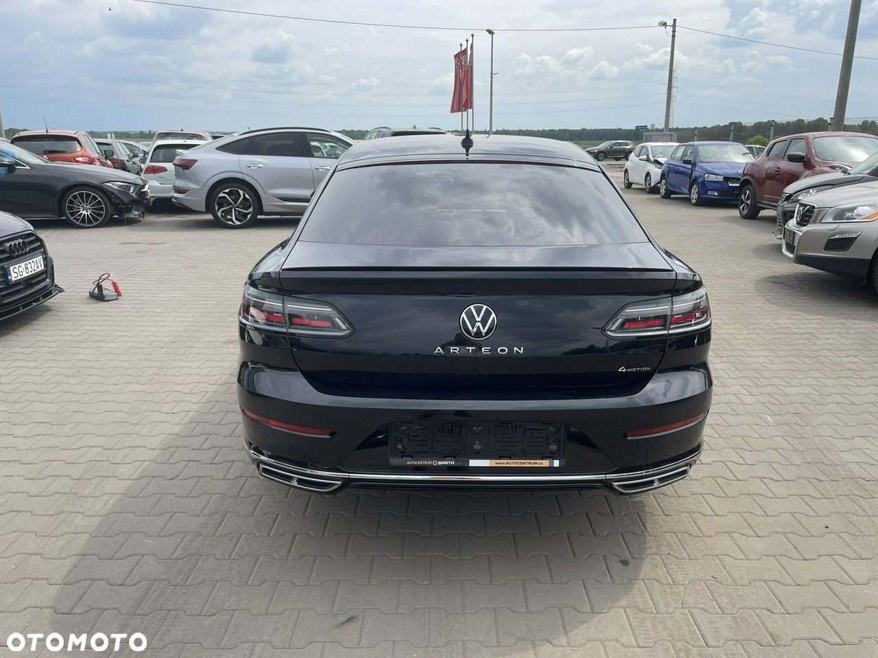 Volkswagen Arteon 2.0 TSI 4Motion DSG R-Line - 4