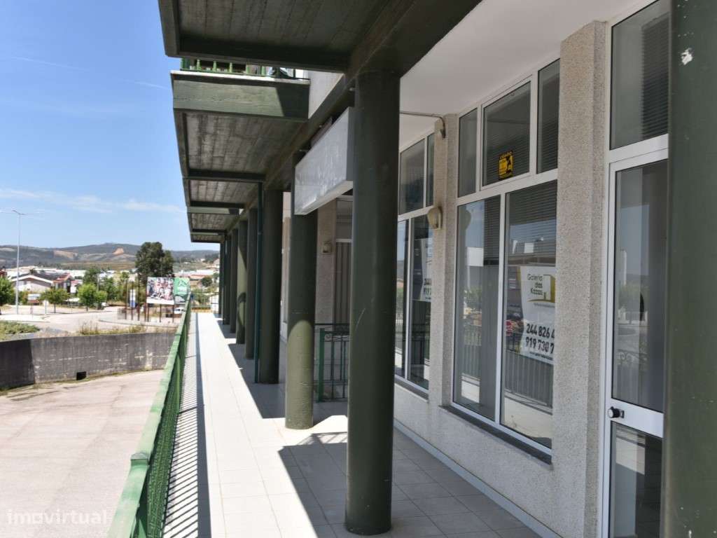 Loja em Venda, para comércio em Vila Nova de Poiares - Grande imagem: 3/15