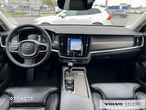 Volvo V90 Cross Country - 36