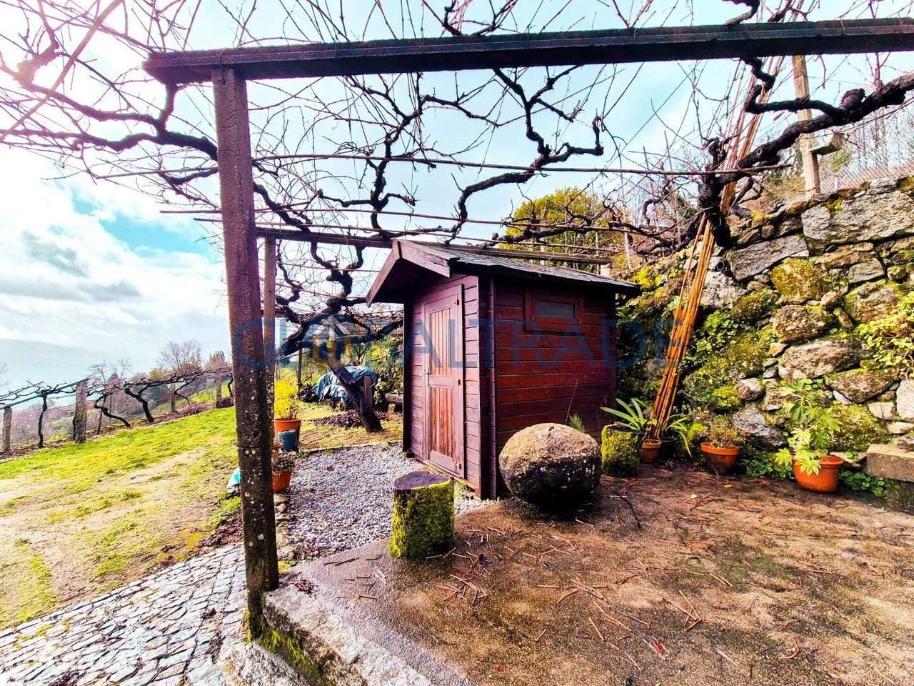 Quinta com 5250 m² & Moradia T1 em Pedra – Baião-18