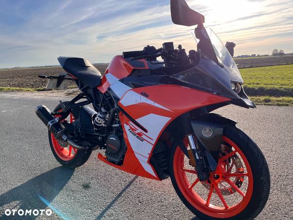 KTM RC 125 - 4