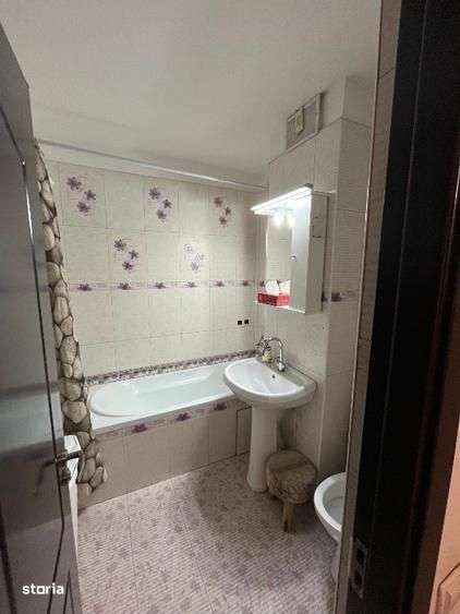 Inchiriere 3 camere, zona Trocadero - Imagine principală: 3/7