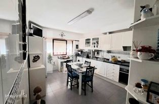 Apartamento T3 em Odivelas