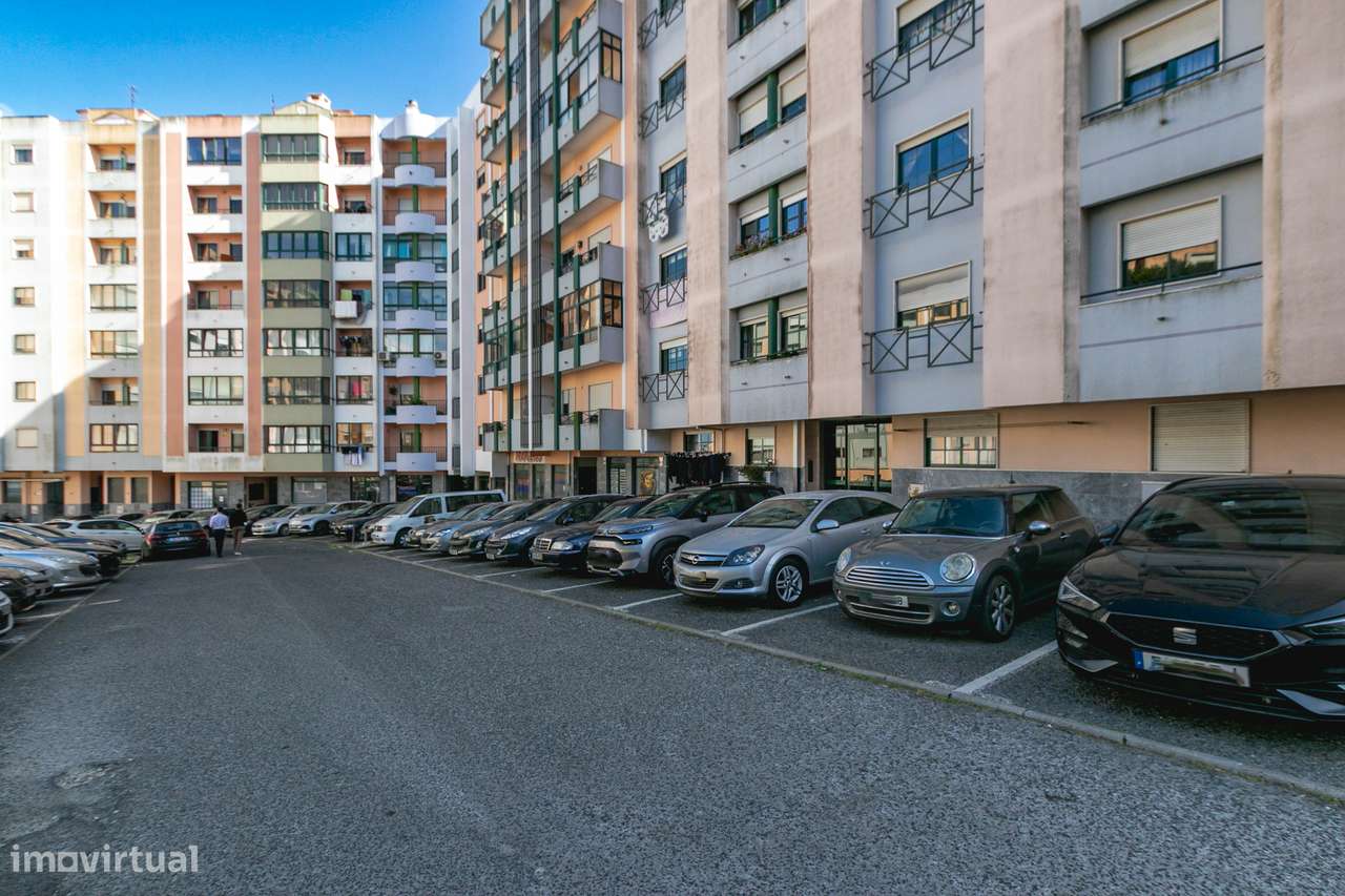 APARTAMENTO T3 | MEM MARTINS | OURESSA-26