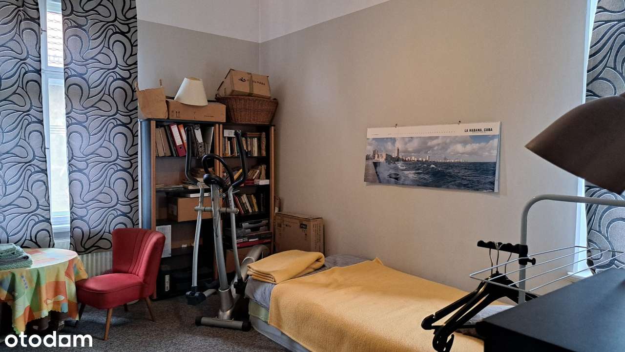 Klimatyczne mieszkanie w Cieplicach w okolicy Parku Zdrojowego-5