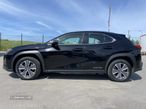 Lexus UX 300e Premium - 3