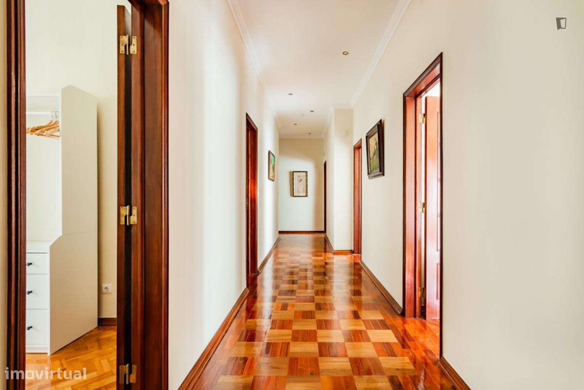 Apartamento com 4 quartos - localizado em Amoreiras Lisbon - Grande imagem: 5/6